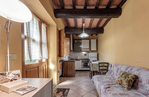Gattaia Other | Farmhouse 'Agriturismo Il Ponte - Frantoio' with Mountain View, Private Garden and Wi-Fi