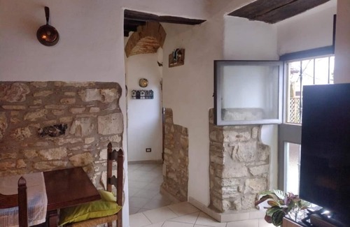 Pelago Apartment | "farmhouse Apartment: La Casa di Polly"