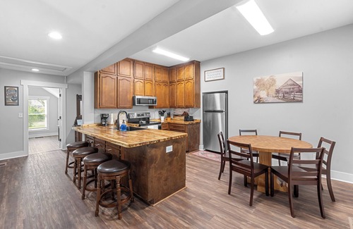Fort Valley Other | Farmhouse at Magnolia Valley