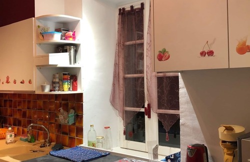 Anduze House | Farmhouse at the gateway to the Cévennes foothills and vineyards.