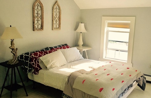 Pond Eddy Other | Farmhouse by the Delaware