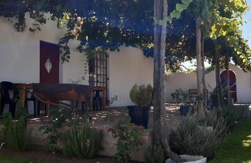 Calitzdorp Apartment | Farmhouse Guestrooms
