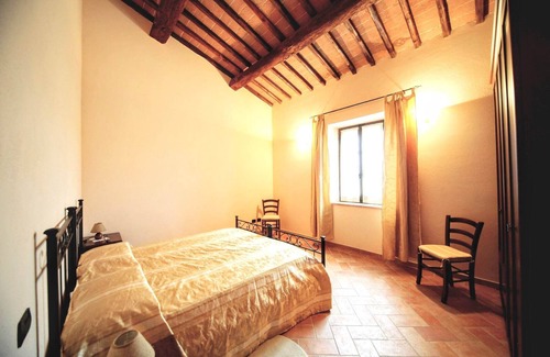 Asciano Other | Farmhouse in Asciano with Pool & BBQ