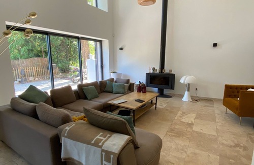 Barbentane Other | Farmhouse in the countryside