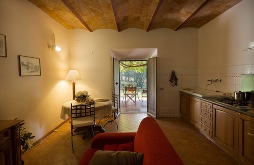 Pomarance Other | Farmhouse in Tuscany - Trilo 4/6 p. swimming pool wifi garden parking restaurant