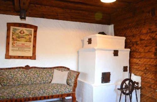 Weisspriach House | Farmhouse in Weißpriach near Mountain Lakes