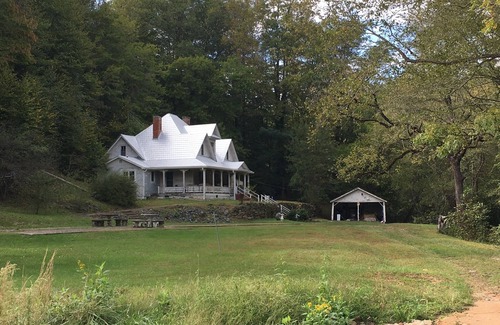 Lake Lure Other | Farmhouse, mountain stream, 63 wooded acres, 21 min from Lake Lure
