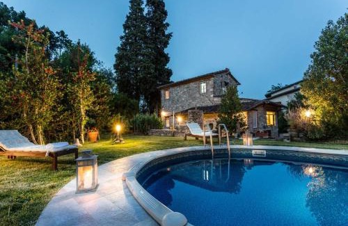 SantʼAndrea di Compito Villa | Farmhouse near Lucca with Tuscan Views