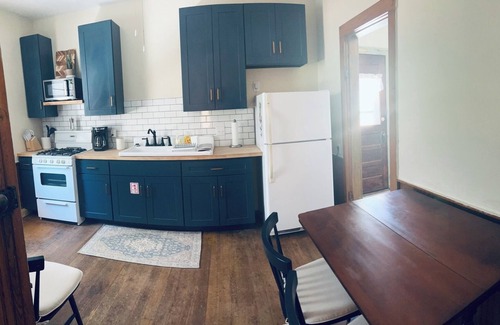Hermann House | Farmhouse on 6th St