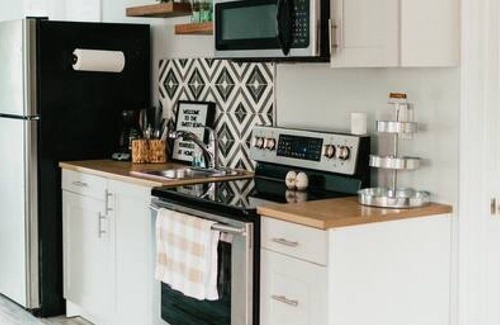 Murfreesboro House | *Farmhouse Styled Mother in Law Suite*- Sweet Slaw