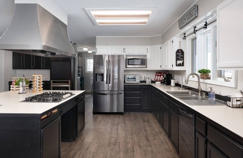 Bozeman Other | Farmhouse Sweet Farmhouse! Pet Friendly with Tremendous Mountain Views!