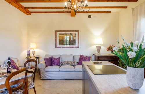 Marina di Grosseto Other | Farmhouse 'Villetta Lavanda' with Shared Pool, Wi-Fi and Air Conditioning