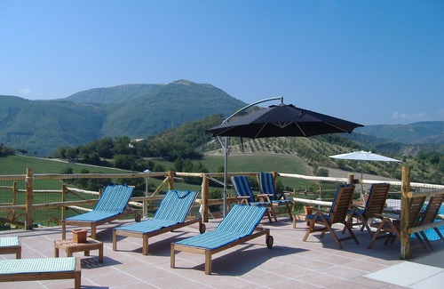 Acqualagna Apartment | Farmhouse with pool immersed in a natural setting of the Montefeltro - 6 -