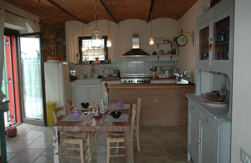 Piombino House | Farmhouse with swimming pool 2 km away from the sea