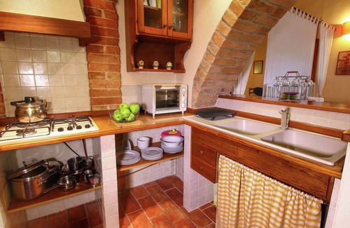 Gavignano Cottage | Farmhouse With Swimming Pool in Poggibonsi