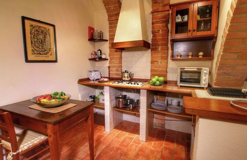Gavignano Cottage | Farmhouse With Swimming Pool in Poggibonsi