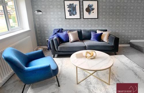 Rushmoor District Apartment | Farnborough - Newly Refurbished 2 Bedroom Home