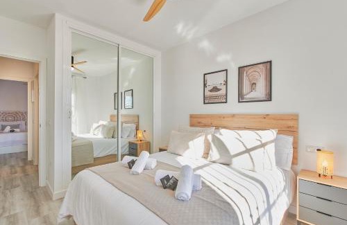 El Faro Apartment | FARO I Lovely Apartment with Sunny Terrace, Barbacoa Pet Friendly in Mijas Costa & Fuengirola