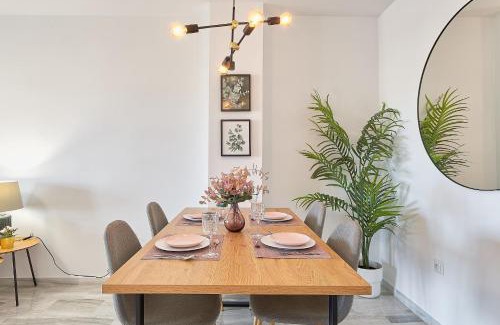 El Faro Apartment | Faro IV Sun all day, Garden, BBQ, Sea Views and Pet Friendly Mijas Costa & Fuengirola