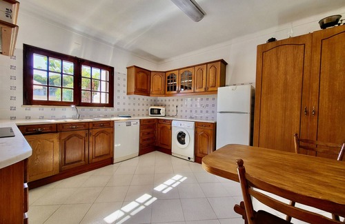 Gambelas Villa | FARO TERRACE VILLA by HOMING