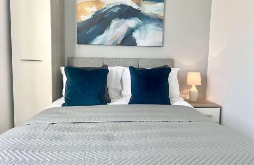Middlesbrough House | Farrier House By Blue Skies Stays