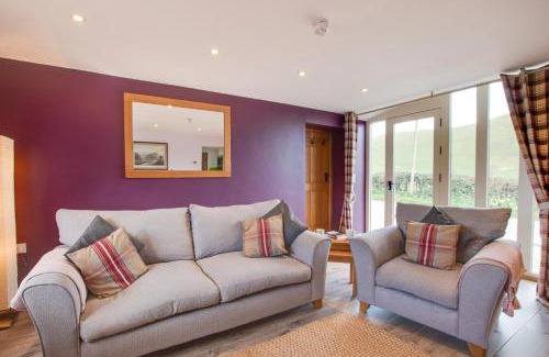 Newton Grange House | Farriers Cottage