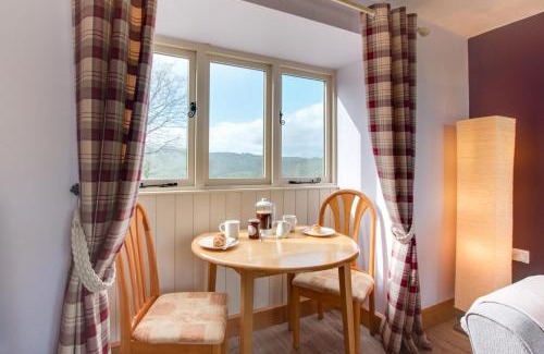 Newton Grange House | Farriers Cottage