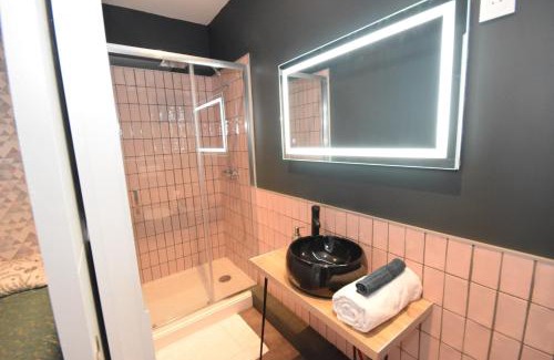 Valenciennes Apartment | FASHION APPART - HYPER CENTRE - TRAM - FREE WIFI - leRelaisdOdile22