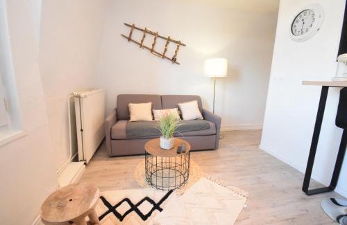 Valenciennes Apartment | FASHION APPART - HYPER CENTRE - TRAM - FREE WIFI - leRelaisdOdile22