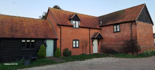 Watlington Bed & Breakfast | Fat Fox inn
