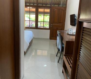Downtown Kuta Hotel | Fat Yogi Cottages