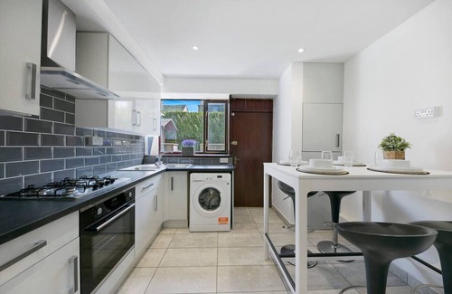 Central Aberdeen Apartment | Faulds Crescent Lodge | Grampian Lettings