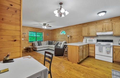 Double Springs House | Fawn Hideaway: 3 BR, 2 BA in Double Springs, Sleeps 9