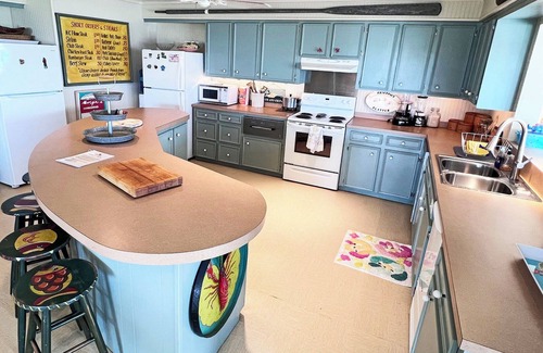 Grand Isle House | Faye DoDo - Beachfront - Island Realty