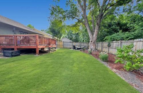 Fayetteville House | Fayetteville Getaway