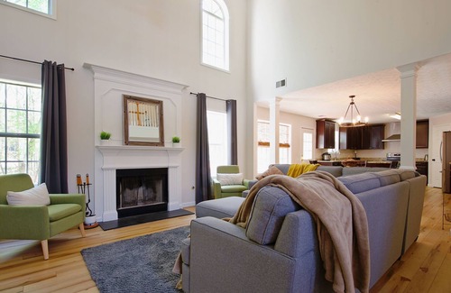 Fayetteville House | Fayetteville near Airport, Trilith, shopping mall, Data center, US soccer