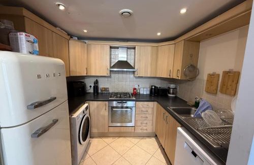 Merton Apartment | Fazra