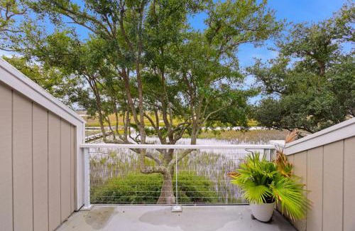 Seabrook Island House | FC1728: 1728 Fiddlers Cove