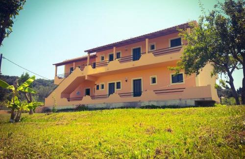 Arillas Apartment | Feakes Apartments