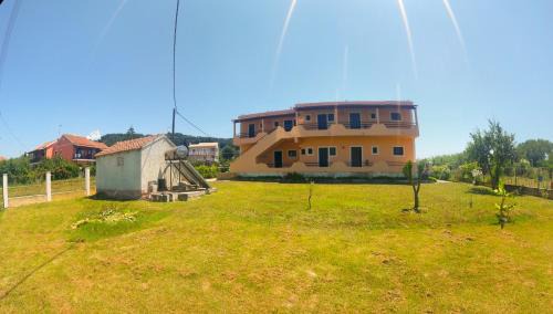 Arillas Apartment | Feakes Apartments