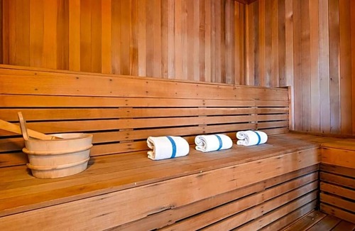 East Las Vegas Apartment | Featuring an indoor swimming pool and hot tub .