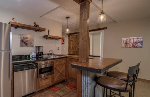 Red Lodge Ski Chalet | Featuring Hot Tub, WiFi and Minutes to Ski Hill