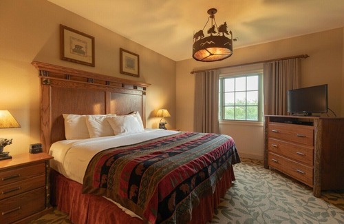 Big Cedars Cabin | Feb 10th-17th - Beautiful Lodge, Scenic Views, Family Friendly