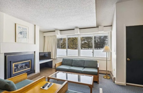 Stowe Area House | February 2024 Vacation Week - 3 Bedroom