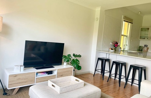 Orange East House | Federation delight | East Orange | Fire pit | Pet friendly