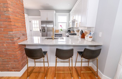West New Haven Apartment | Feel at Peace
