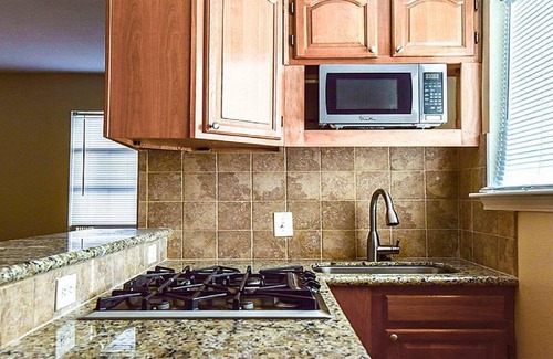 Barker House | FEEL FREE TO BE FREE “Corporate Leasing Available”