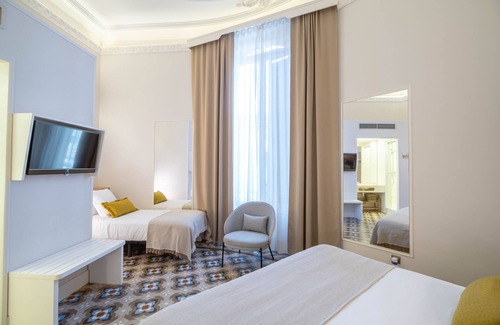 Eixample Hotel | Feelathome Casa Bertrand