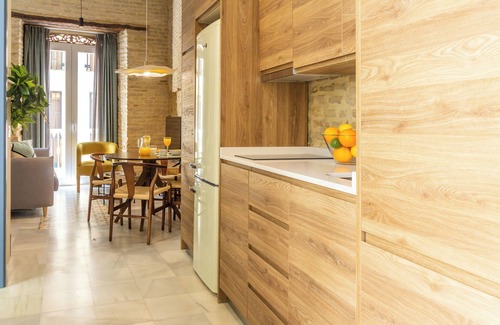 San Vicente Apartment | Feelathome San Lorenzo Apartments