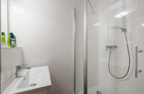 Schoeneberg Apartment | Feels like Home
